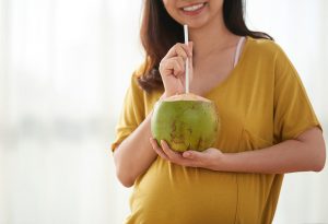 5 Guidelines for Drinking Coconut Water During Pregnancy: What You Need to Know