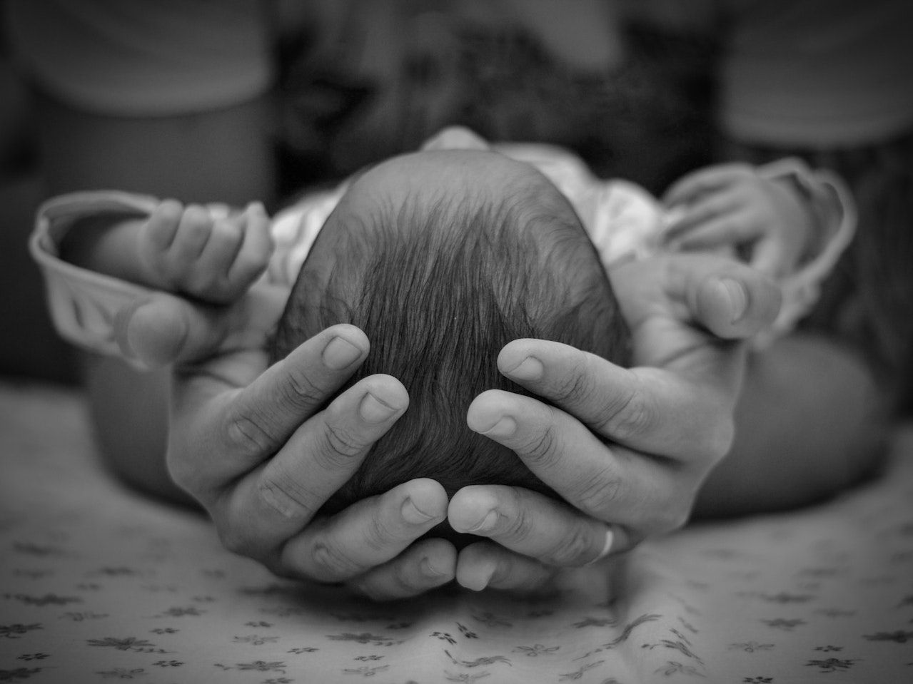 Bayi Prematur: Penyebab, Kelebihan dan Kekurangan