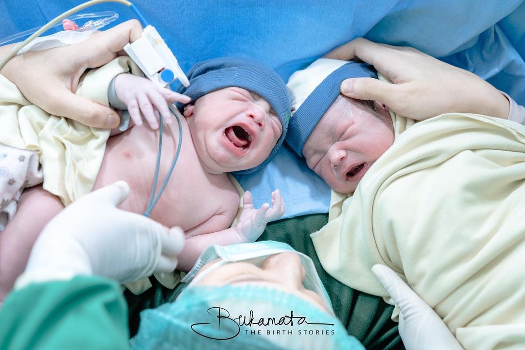Penantian 8 Tahun Anak Laki-Laki Ust. Riza Muhammad dan Indri Giana Dikaruniai Putra Kembar  Melalui Program Bayi Tabung