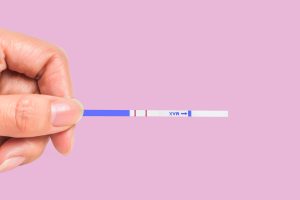 Hasil Test Pack Positif Tapi Tidak Hamil? Ini Dia Penjelasannya