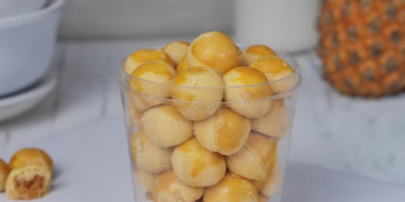 Amankah Ibu Hamil Konsumsi Nastar Selai Nanas?