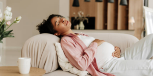 Hindari 7 Hal Ini di Trimester Ketiga Kehamilan, Moms!