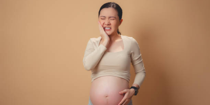 Gusi Bengkak Saat Hamil