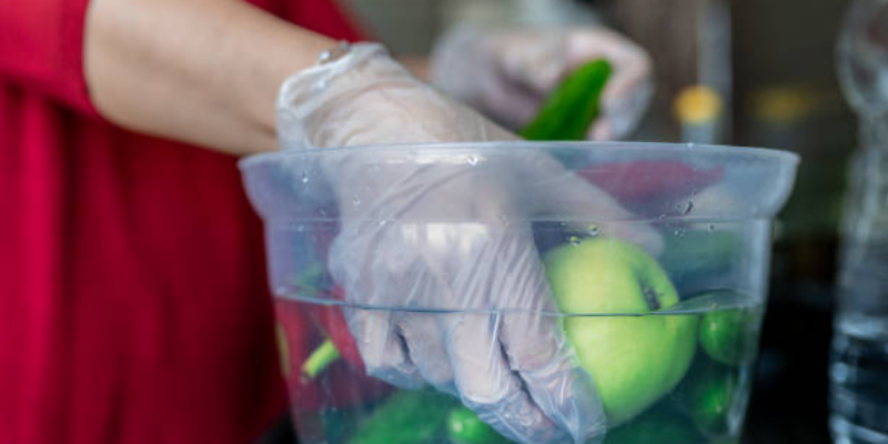 Bolehkah Ibu Hamil Makan Sayur Mentah?