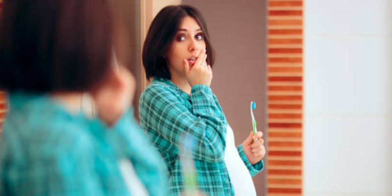 Mengatasi Sakit Gigi Saat Hamil dengan Aman 2 Sakit Gigi Saat Hamil