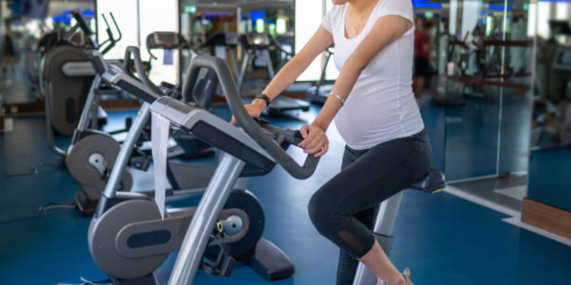 Amankah Bersepeda Saat Hamil