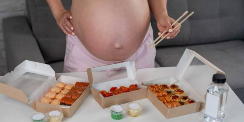 Amankah Ibu Hamil Mengkonsumsi Sushi?