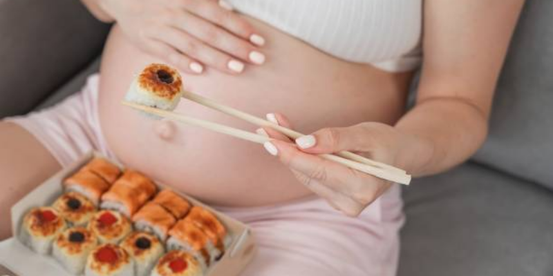 Amankah Ibu Hamil Mengkonsumsi Sushi?