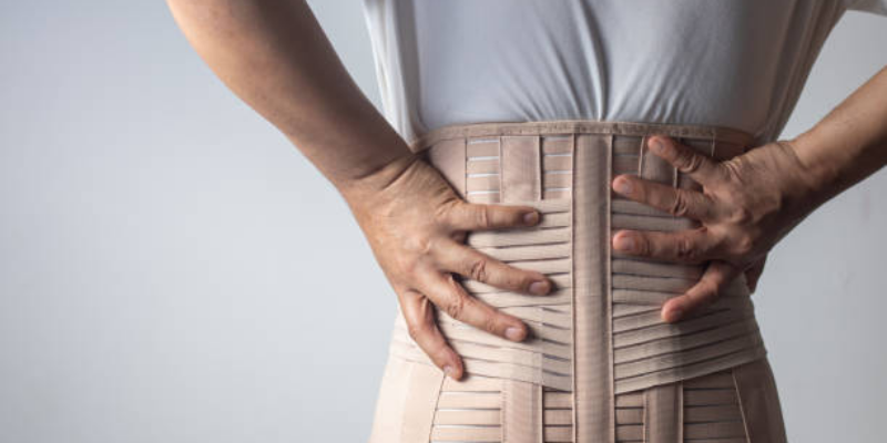 Bahaya Menggunakan Korset Saat Hamil